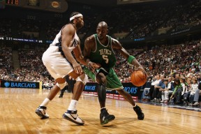 国足集训名单再度调整多位新人获得表现机会，国足集训大名单