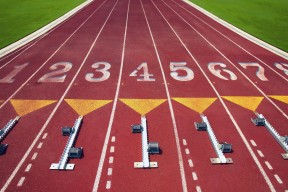 休赛期引援与培养策略探讨，休赛期是什么意思