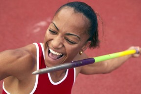 男子混合泳接力表现超预期，男子混合泳接力犯规