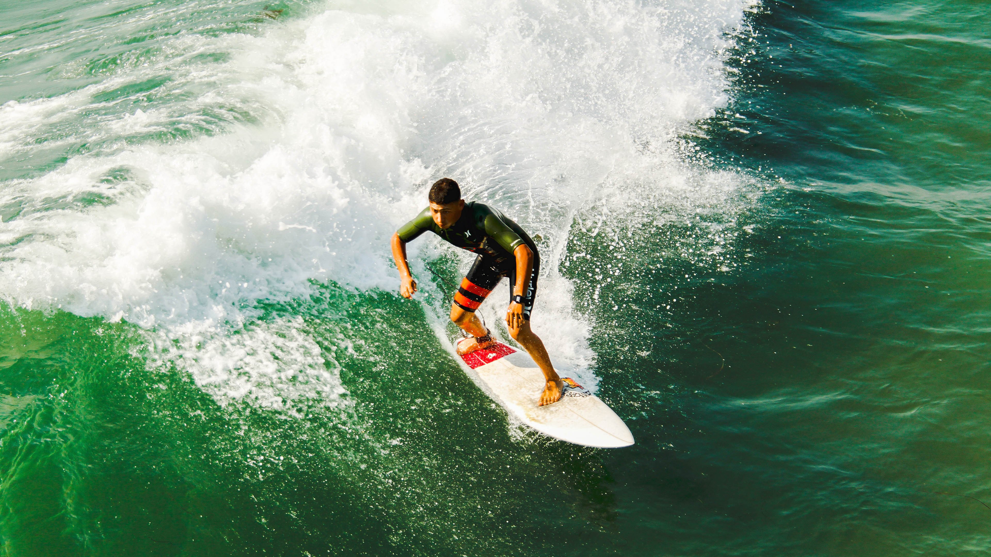 未来足球运动场将实现环保材料全覆盖，绿色发展理念深入人心，室外足球场的运营方案