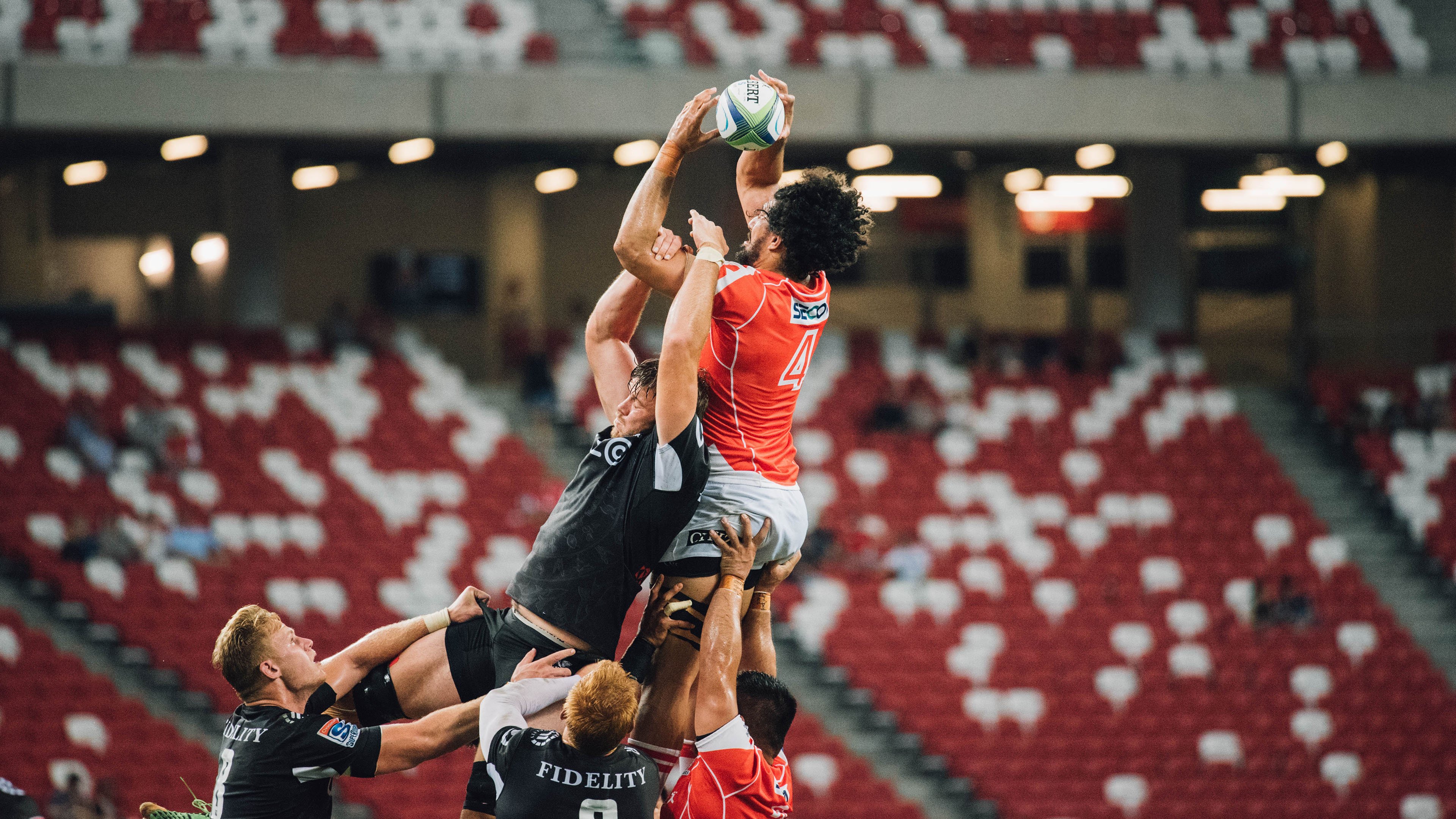 转身动作流畅，成绩显著提升，转身动作分解